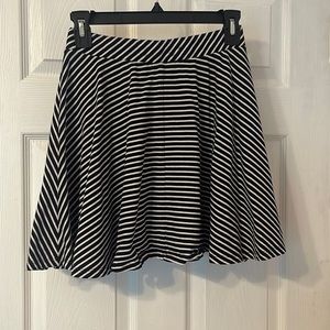 High waisted mini skirt size medium